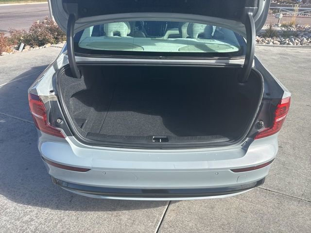 Used 2024 Volvo S60 B5 Plus image 8