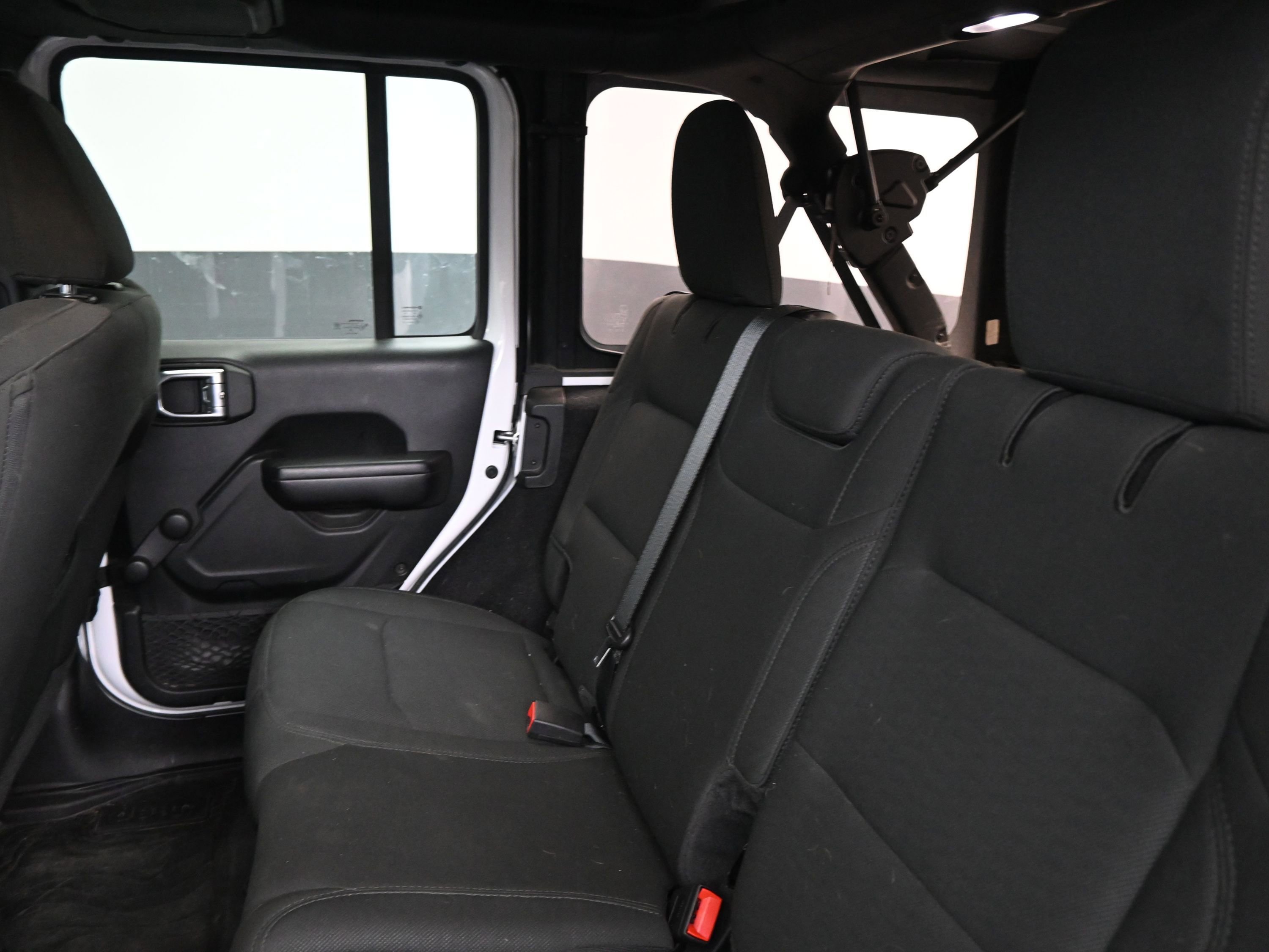 Used 2021 Jeep Wrangler Unlimited Sport image 18