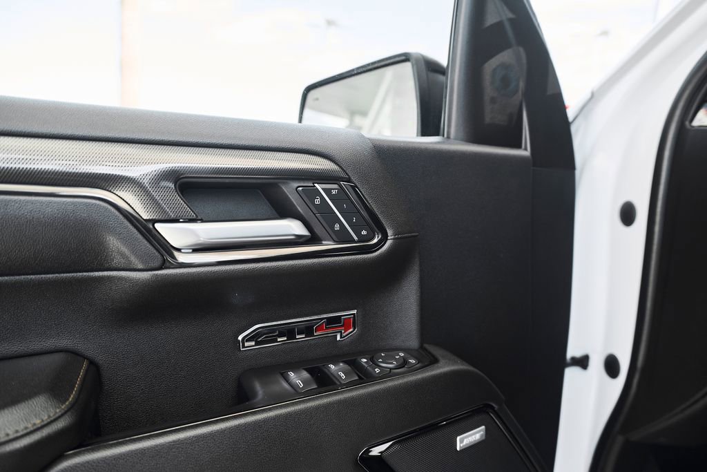 Used 2023 GMC Sierra 1500 AT4 w/ AT4 Premium Package image 24
