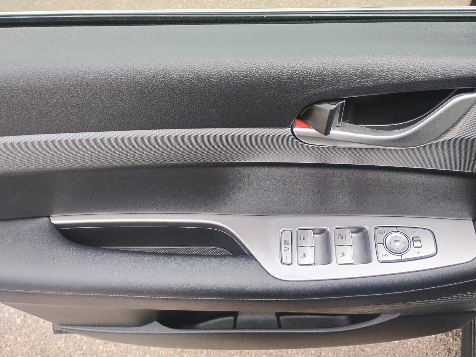 Used 2021 Hyundai Palisade SEL w/ Premium Package image 14