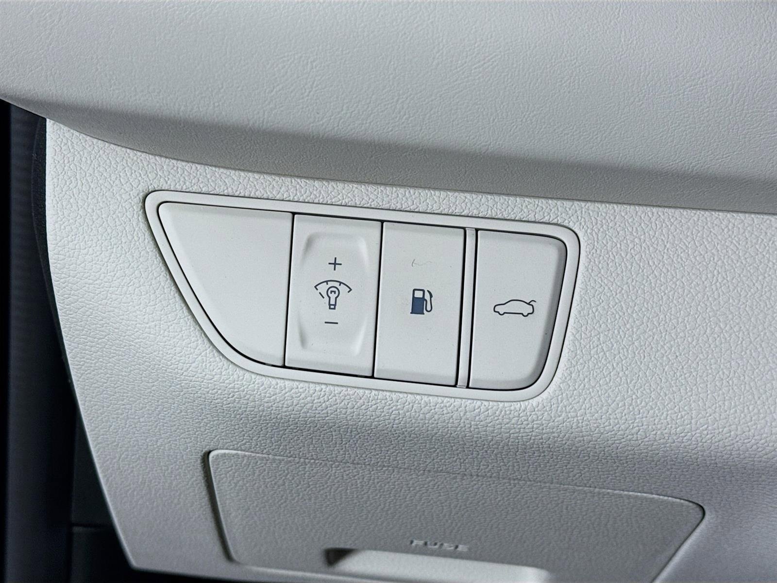 New 2025 Genesis G70 2.5T image 10