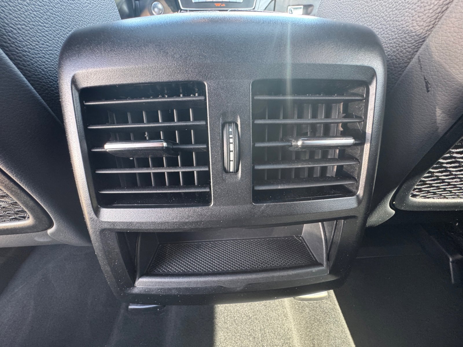 Used 2018 Mercedes-Benz GLE 350 4MATIC image 32