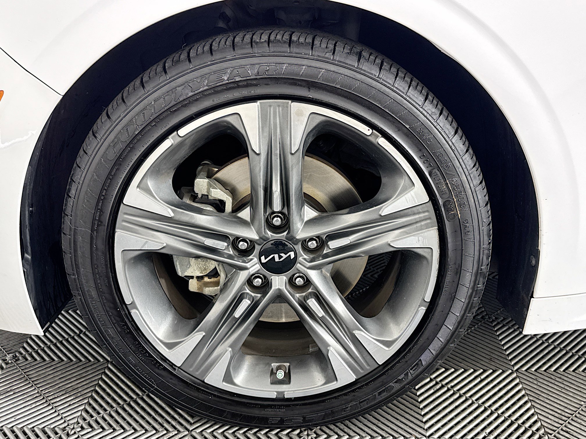 Used 2023 Kia K5 EX image 37