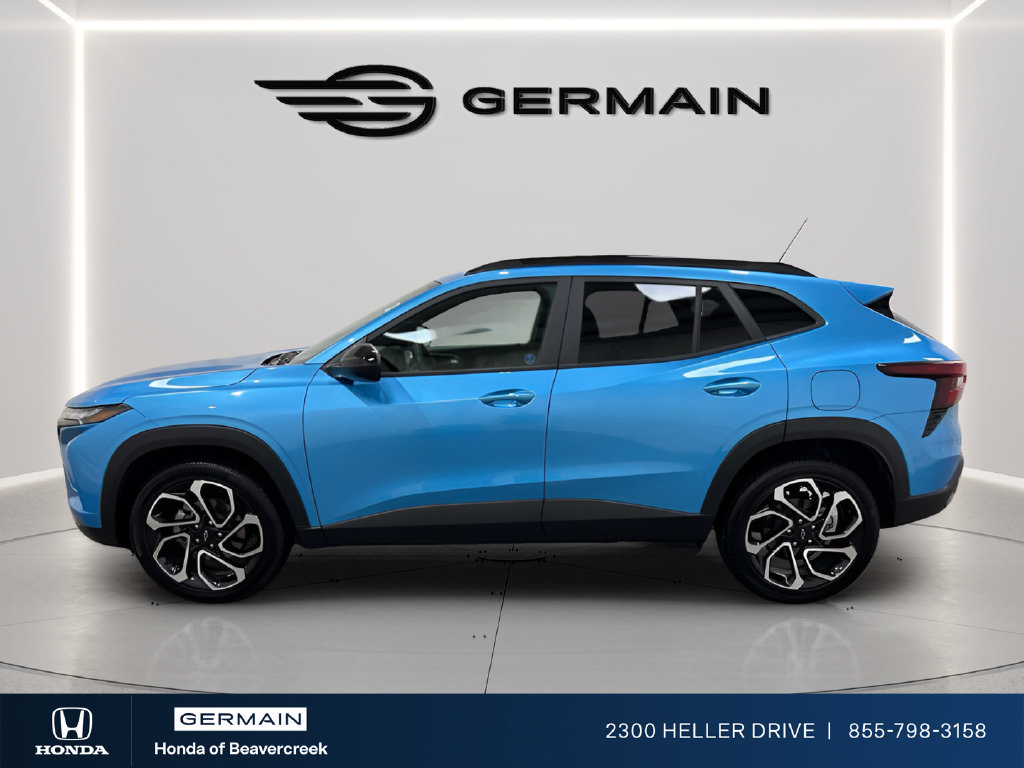 Used 2025 Chevrolet Trax RS w/ Sunroof Package FWD image 5