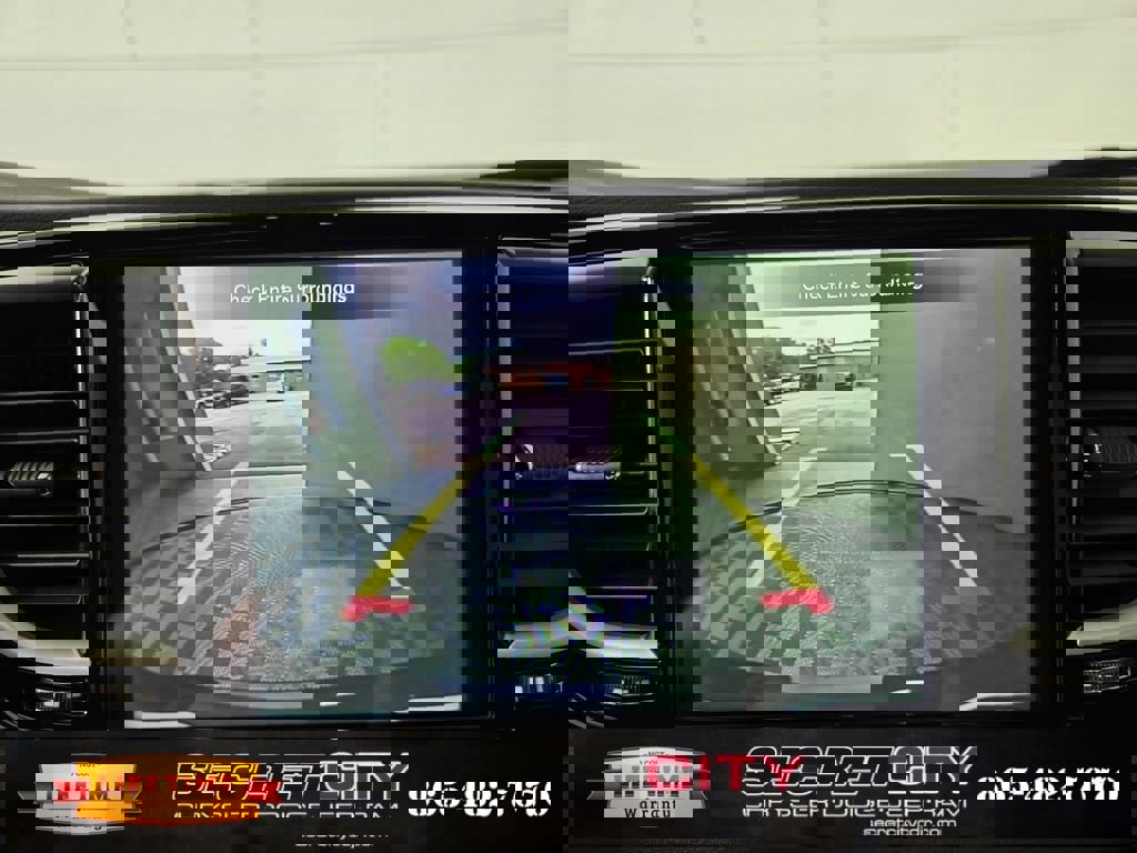 New 2026 Chrysler Voyager LX image 20