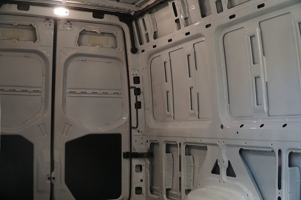 New 2025 Mercedes-Benz Sprinter 2500 image 10