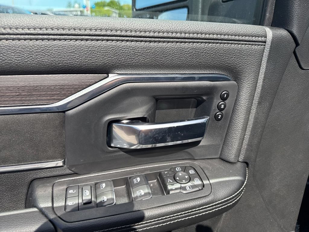 New 2026 RAM 2500 Laramie AWD/4WD image 19