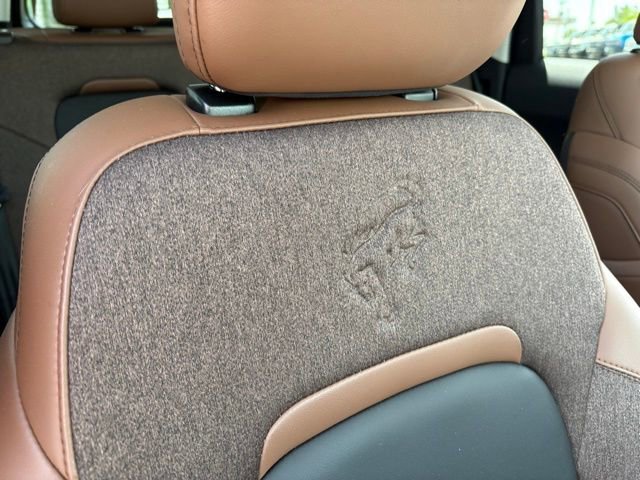Certified 2025 Ford Bronco Sport Outer Banks w/ Outer Banks Tech Package+ AWD/4WD image 38