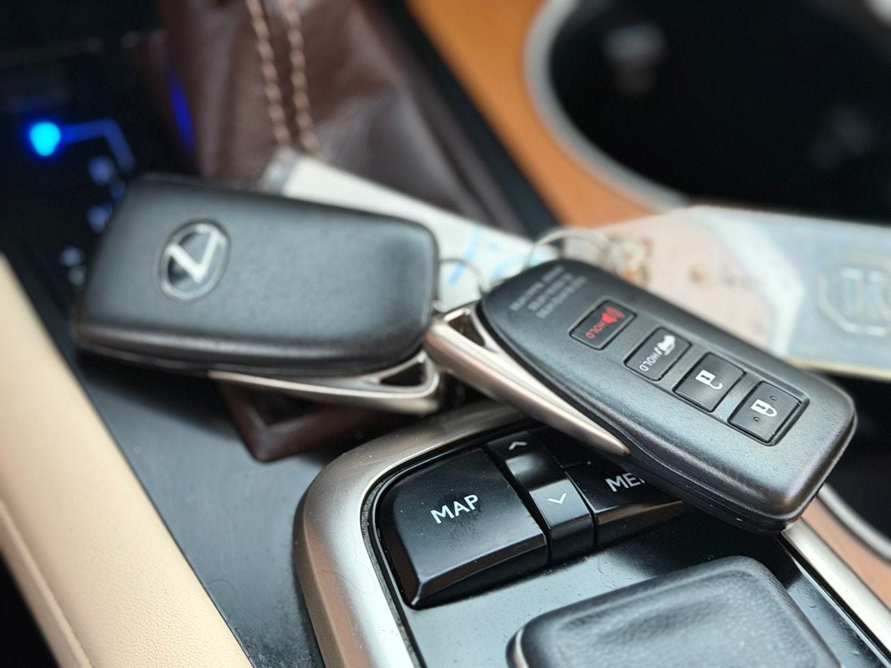 Used 2017 Lexus RX 350 FWD w/ Premium Package image 40