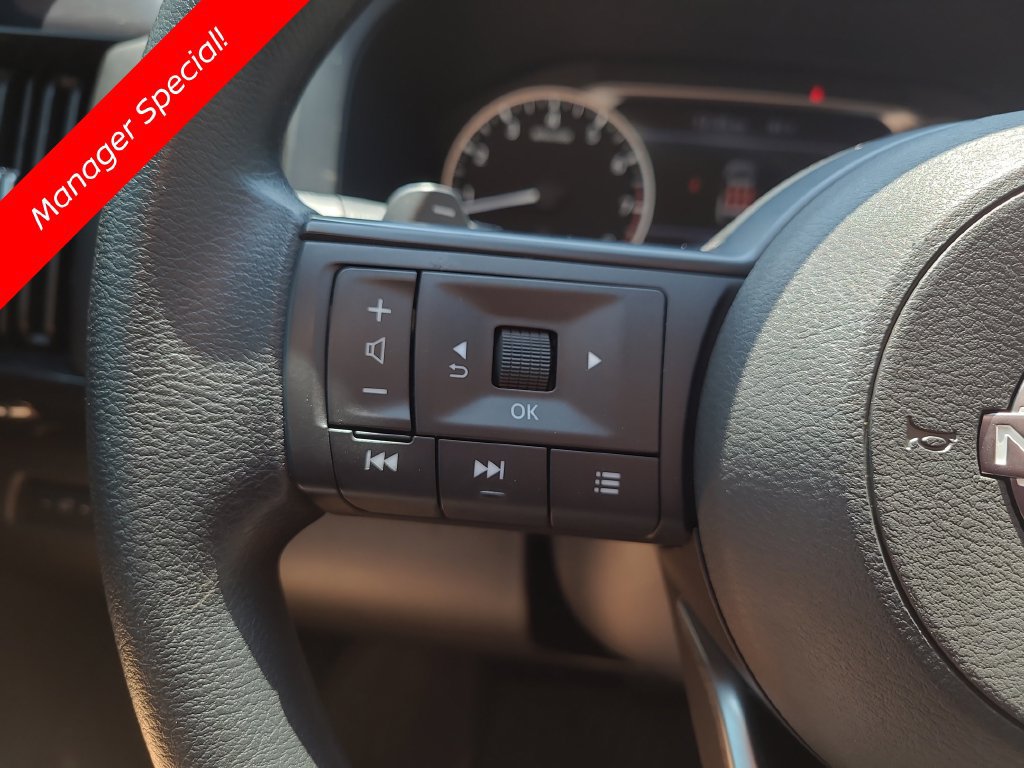 Certified 2025 Nissan Pathfinder S FWD image 26