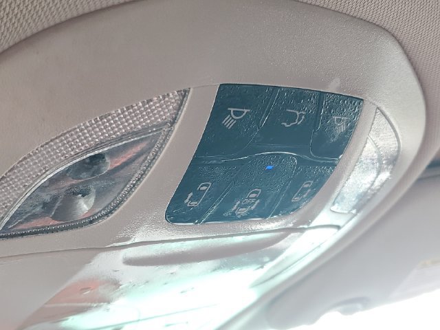 Used 2023 Chrysler Pacifica Touring-L FWD image 30