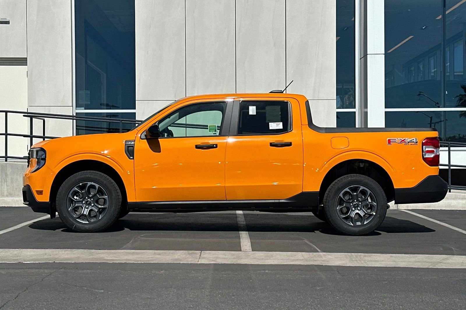 New 2026 Ford Maverick XLT w/ XLT Luxury Package image 6