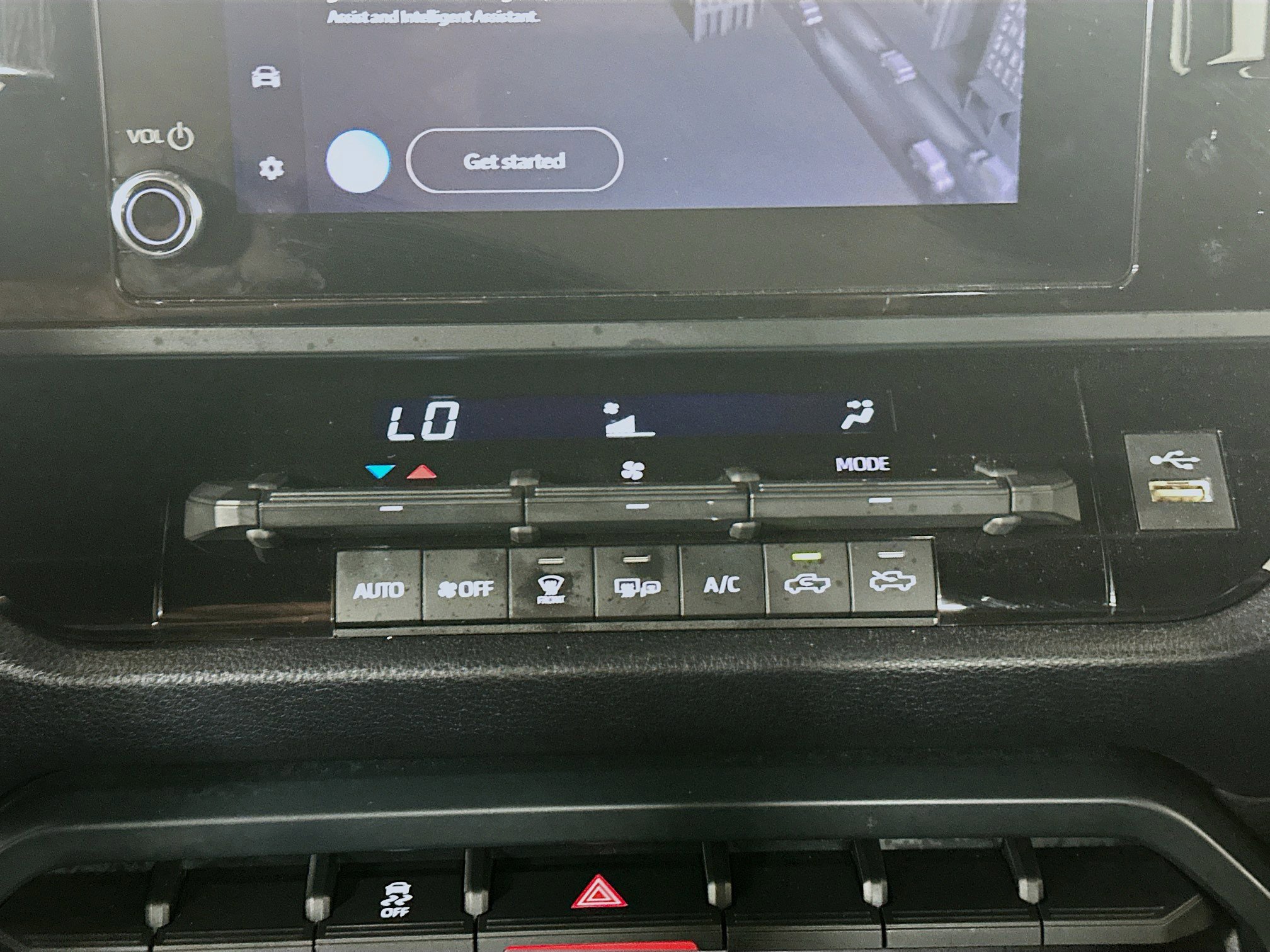 Used 2025 Toyota Tundra SR image 23