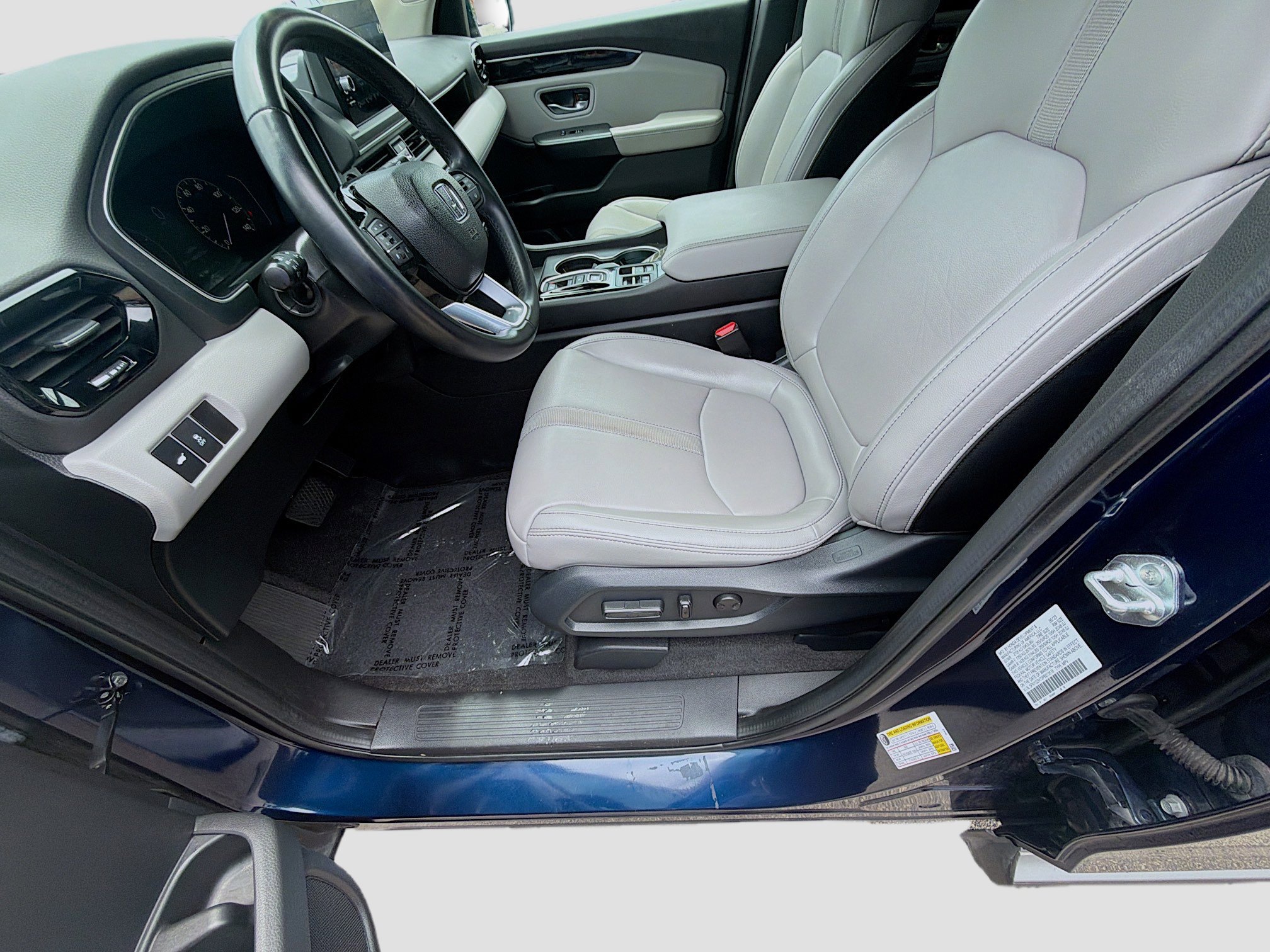 Certified 2023 Honda Pilot Touring image 18