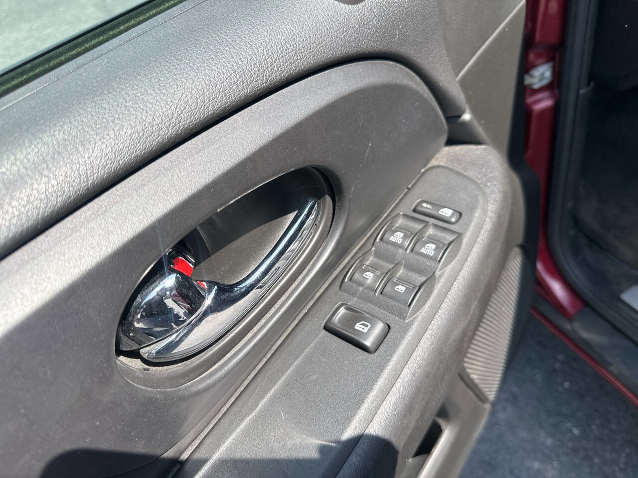Used 2007 GMC Envoy SLE RWD image 17