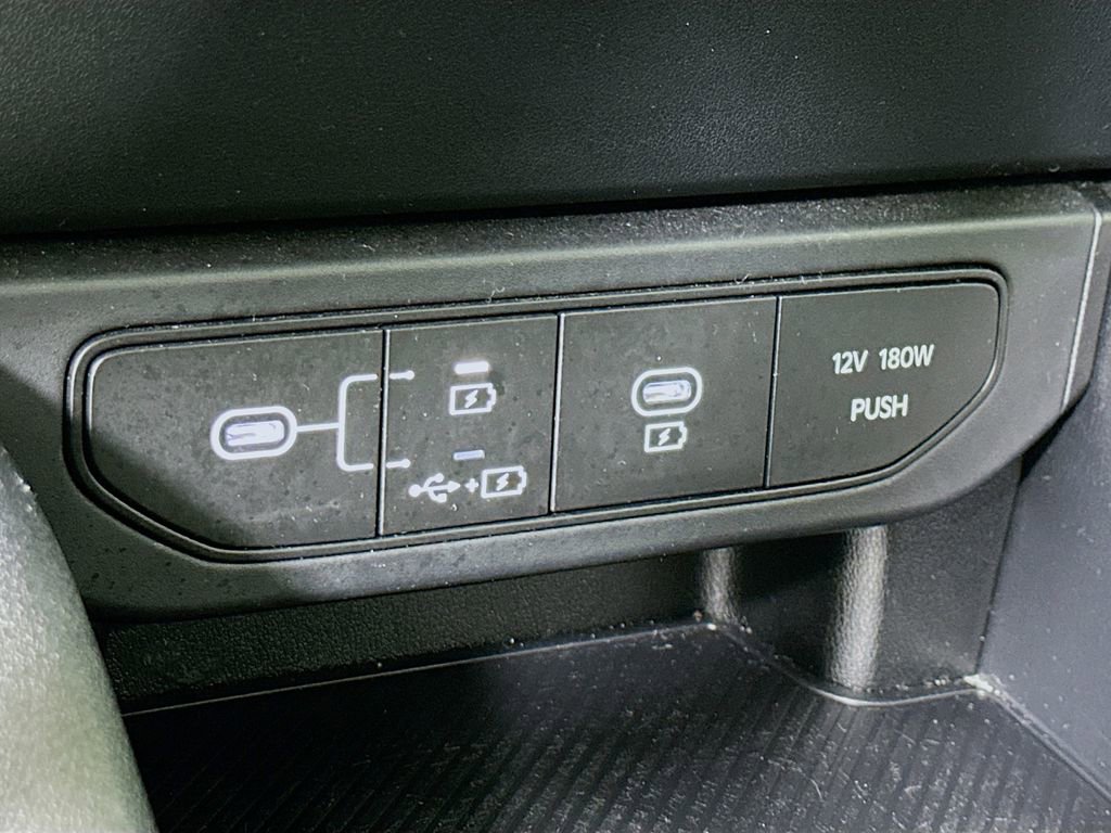 Used 2025 Kia K4 LXS image 26