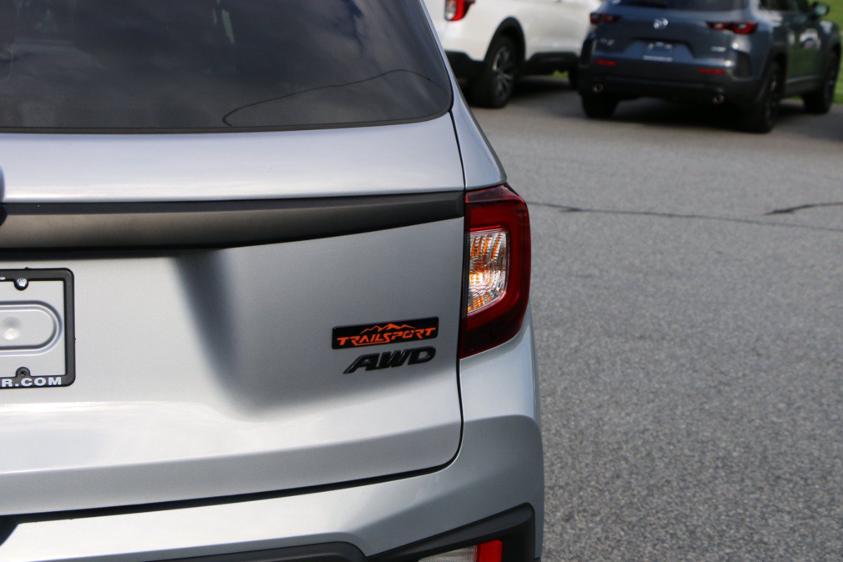 Used 2023 Honda Passport TrailSport image 7