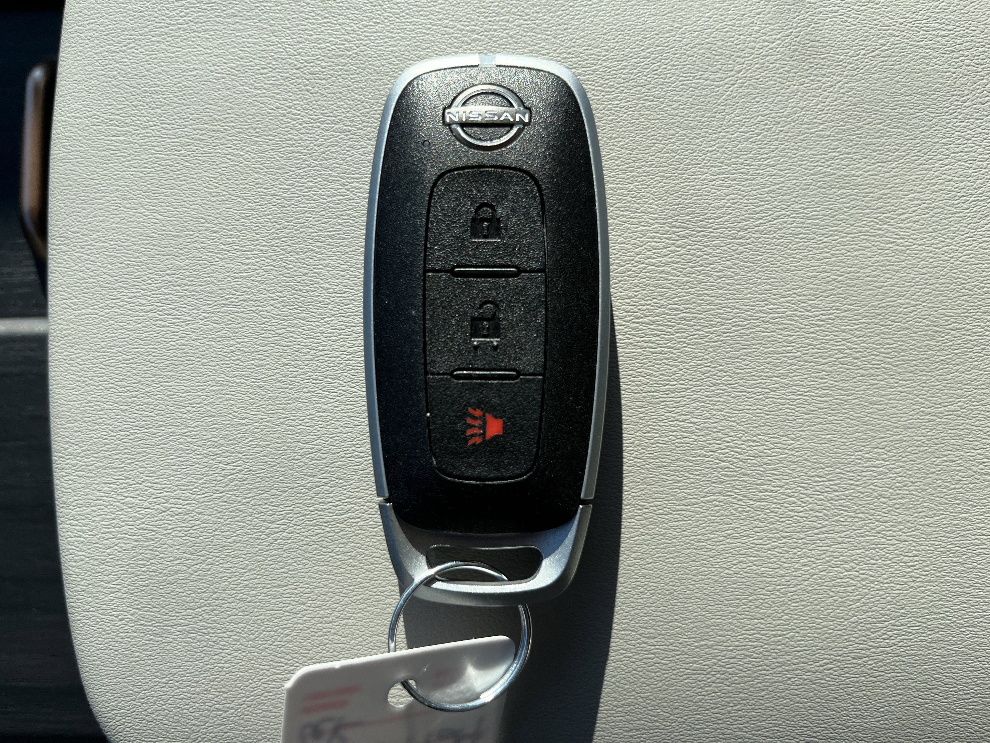 Used 2023 Nissan Ariya AWD image 33