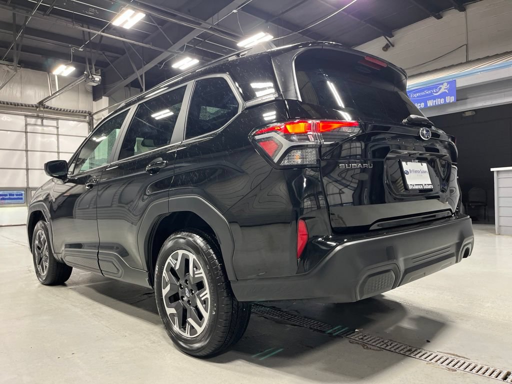 Used 2026 Subaru Forester Premium AWD/4WD image 5