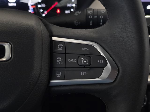 Used 2025 Jeep Compass Limited AWD/4WD image 17