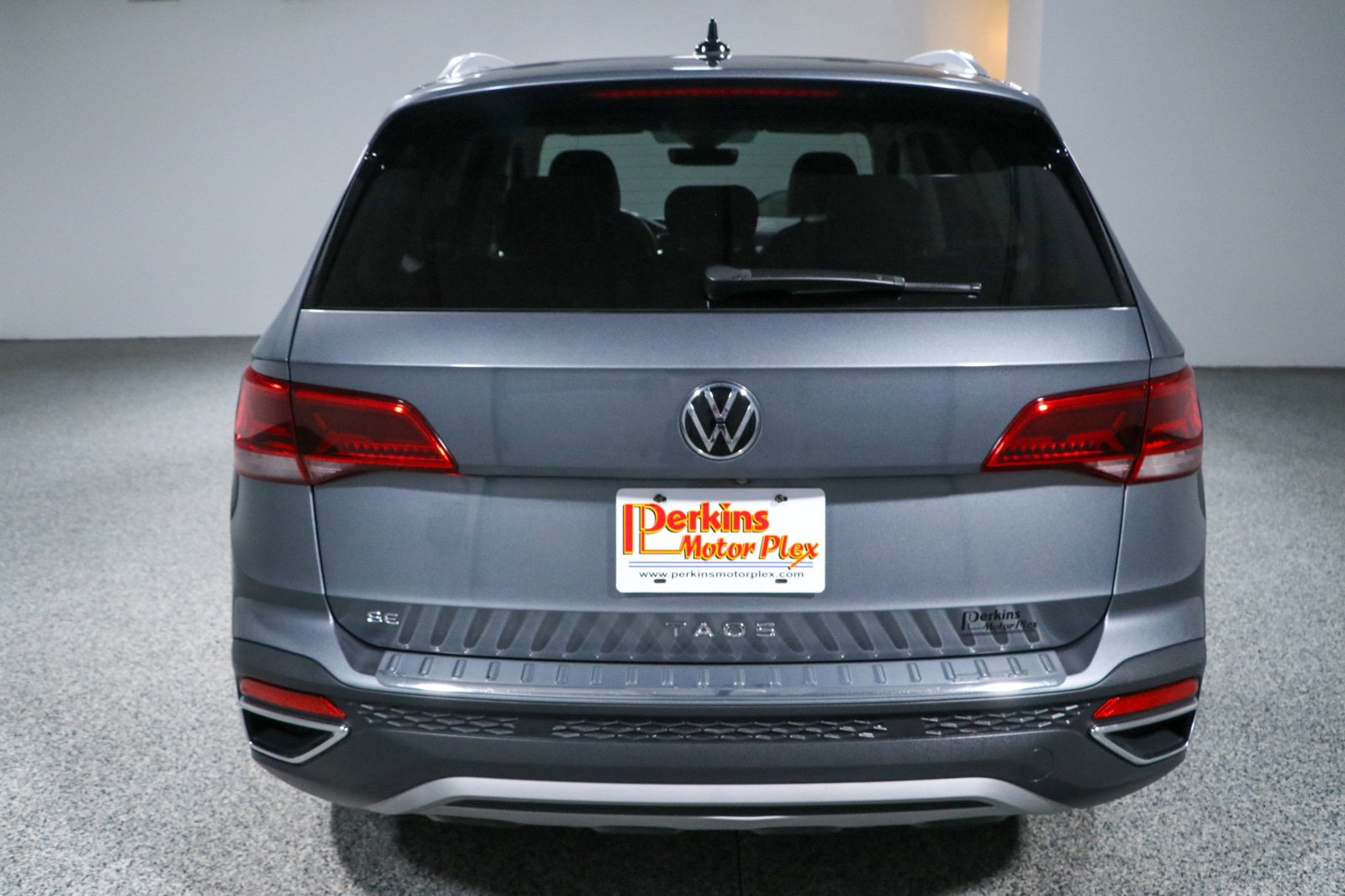 Used 2023 Volkswagen Taos SE FWD image 8