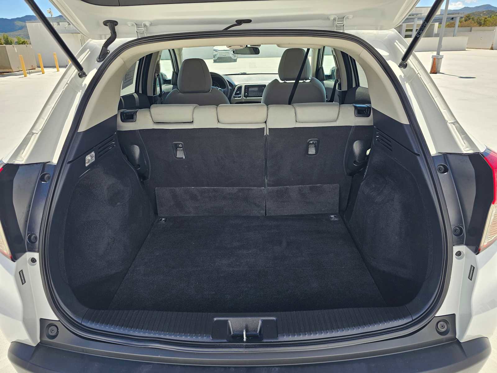 Used 2019 Honda HR-V EX image 14