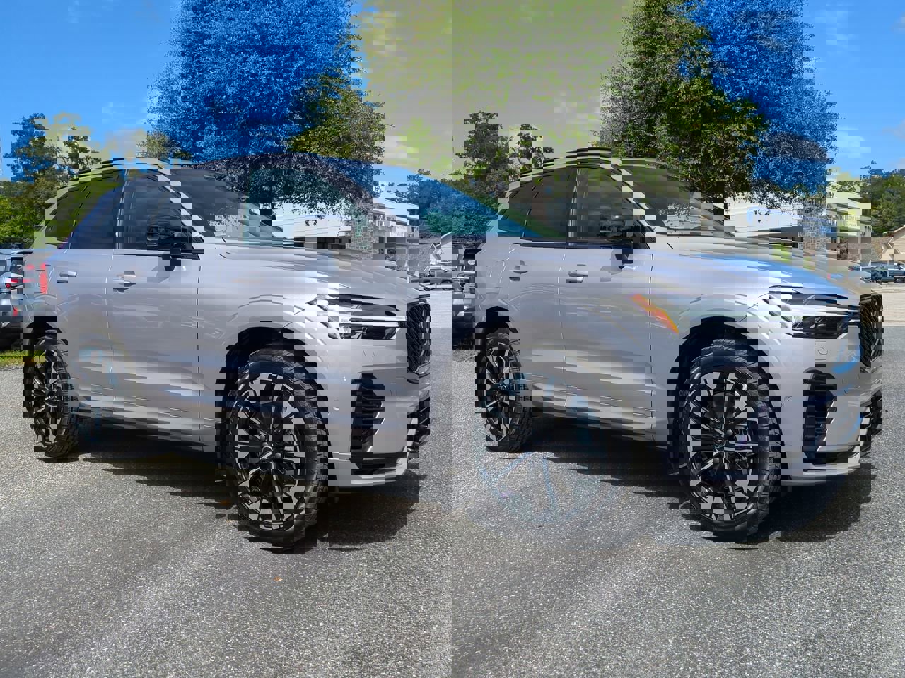 New 2026 Volvo XC60 T8 Ultra w/ Protection Package Premier image 2