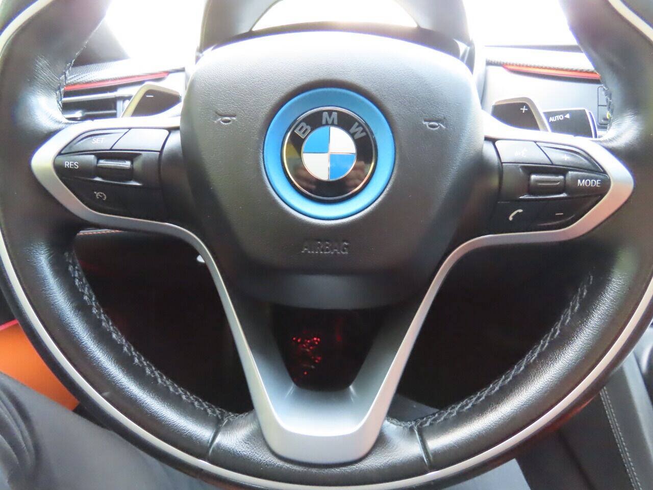Used 2019 BMW i8 Roadster AWD/4WD image 45
