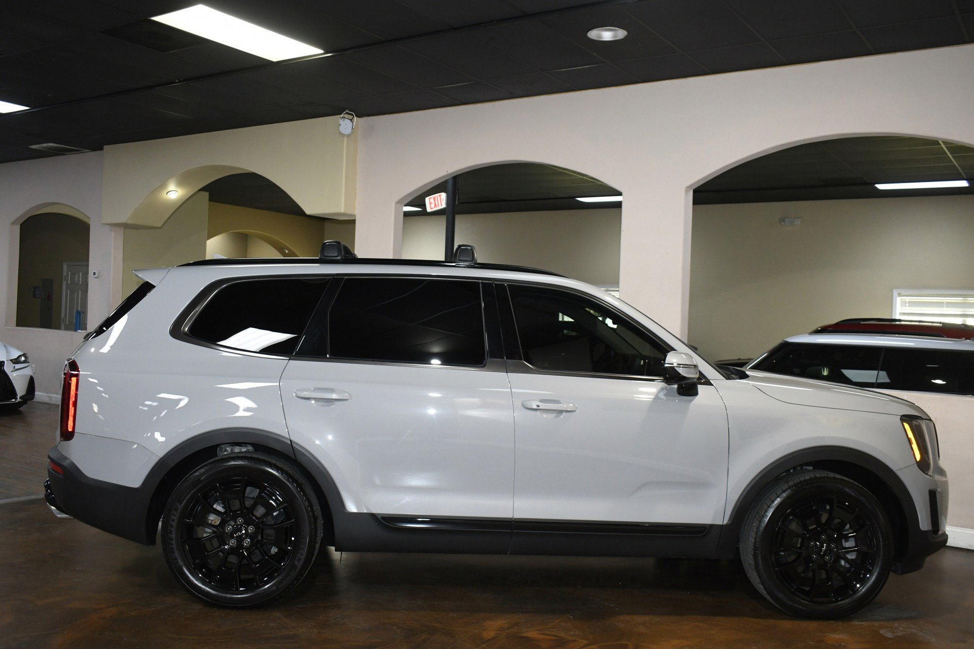 Used 2022 Kia Telluride SX w/ SX Prestige Package image 52