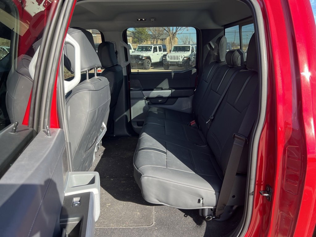 Used 2025 Ford F150 XLT w/ Equipment Group 302A MID image 9