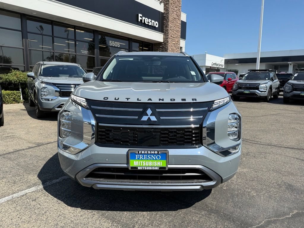 New 2026 Mitsubishi Outlander SEL FWD image 3