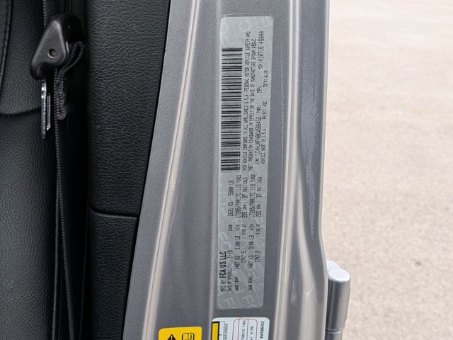 Used 2019 Jeep Wrangler Unlimited Rubicon AWD/4WD image 25