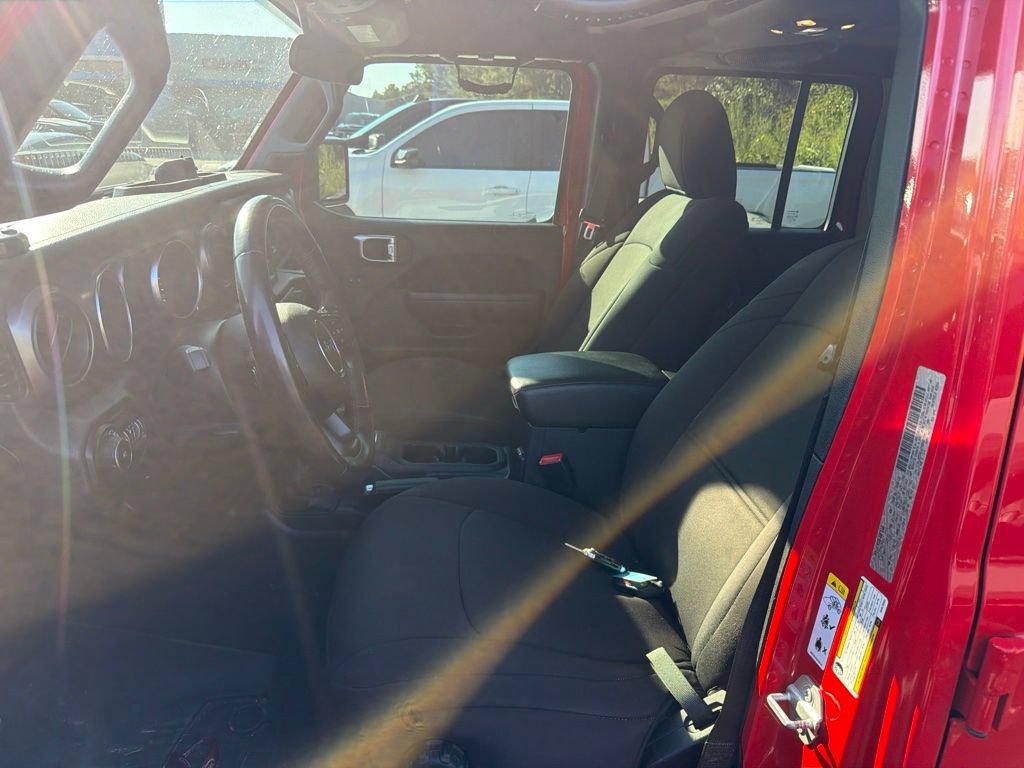 Used 2019 Jeep Wrangler Unlimited Sport S AWD/4WD image 9