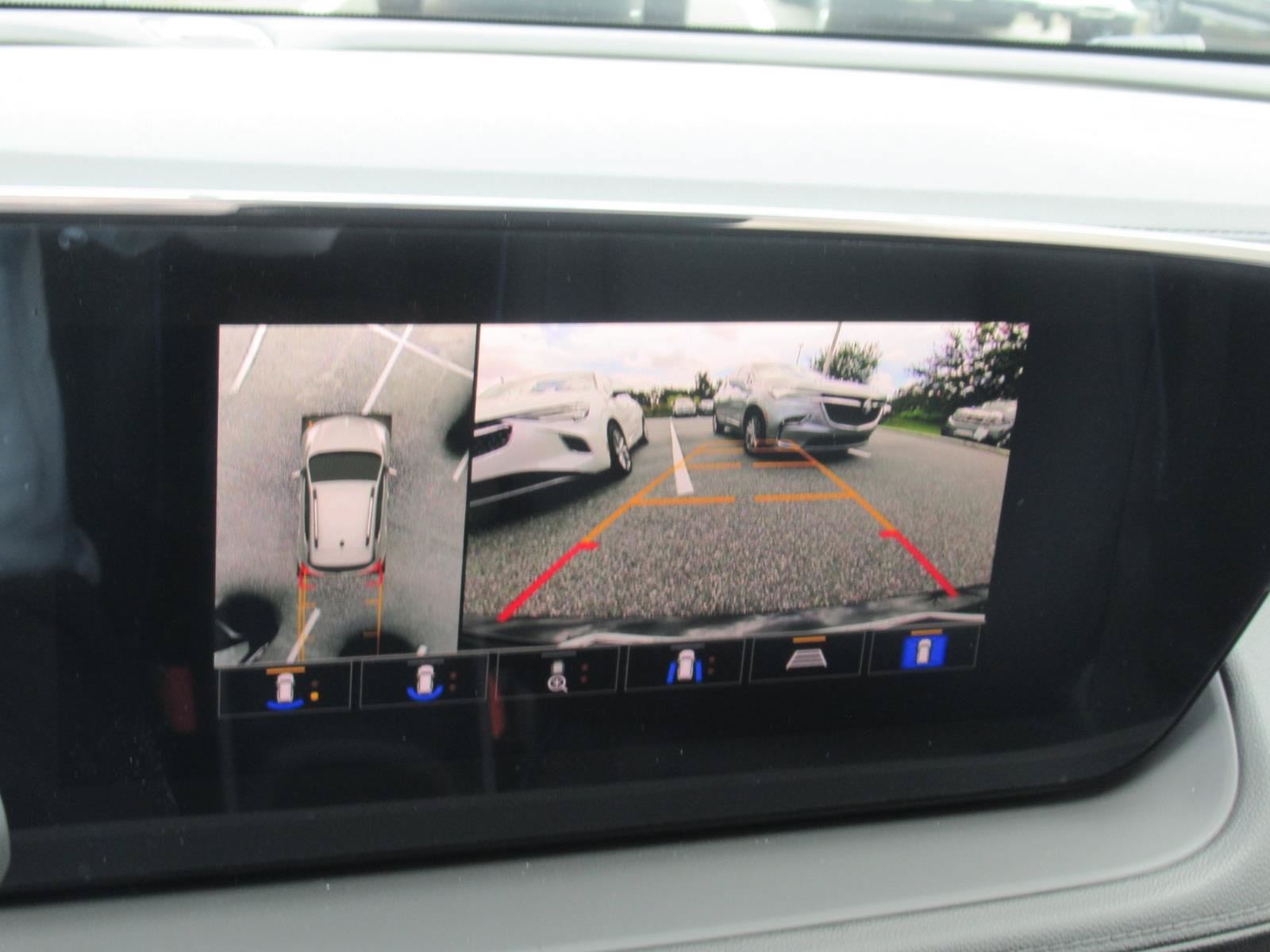 New 2026 Buick Encore GX Sport Touring w/ Advanced Technology Package FWD image 31
