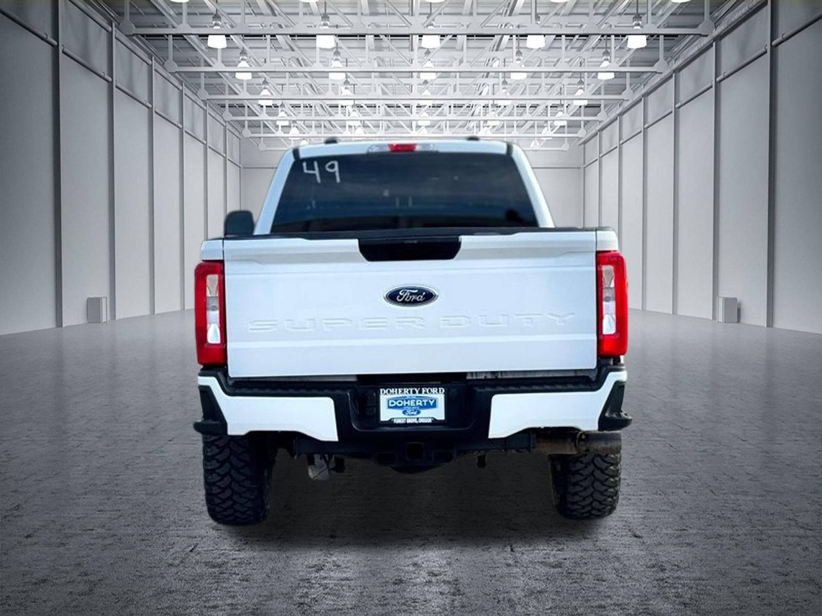Used 2024 Ford F350 XLT AWD/4WD image 12