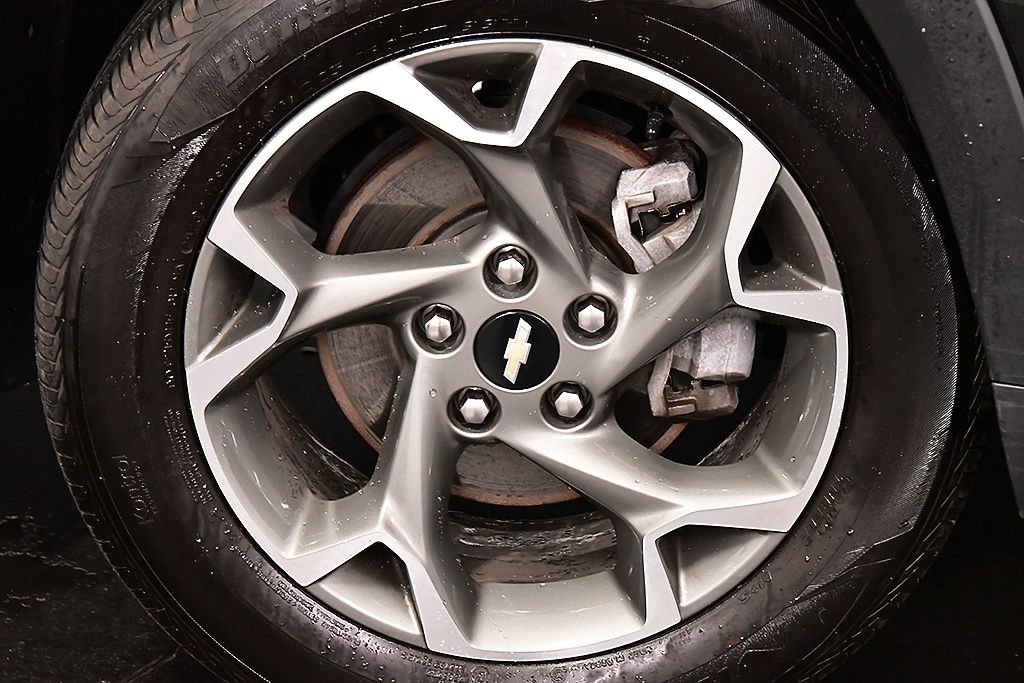 Used 2024 Chevrolet Trax LT w/ Driver Confidence Package FWD image 8