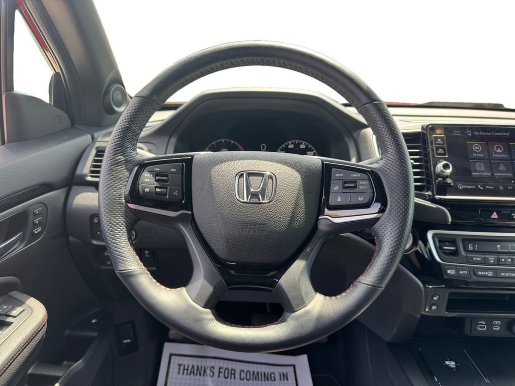 Used 2025 Honda Ridgeline Black Edition image 12