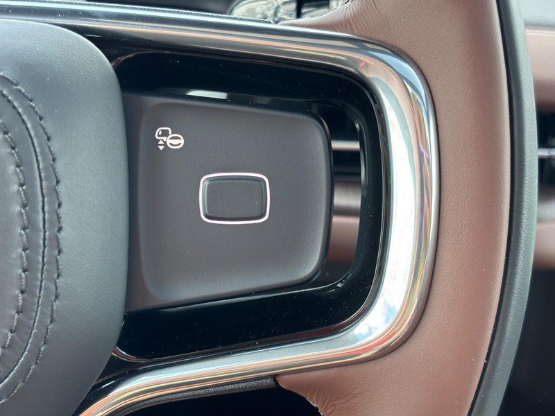 New 2026 Lincoln Navigator Reserve AWD/4WD image 18