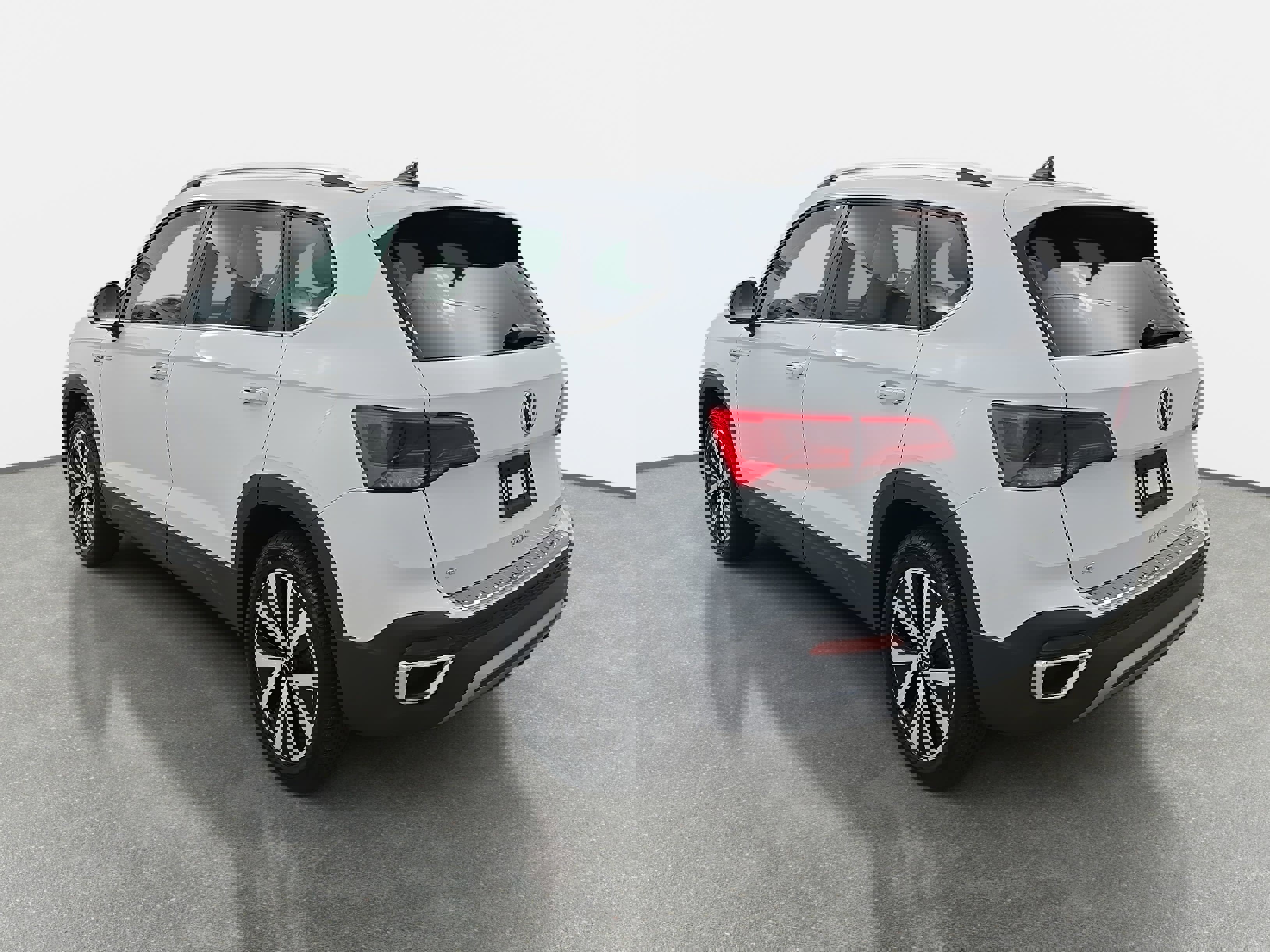 Certified 2022 Volkswagen Taos SE w/ IQ.Drive SE Package image 5