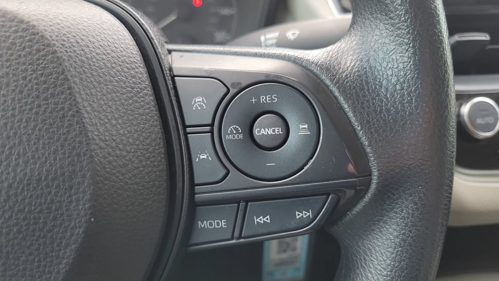 Certified 2023 Toyota Corolla LE FWD image 20