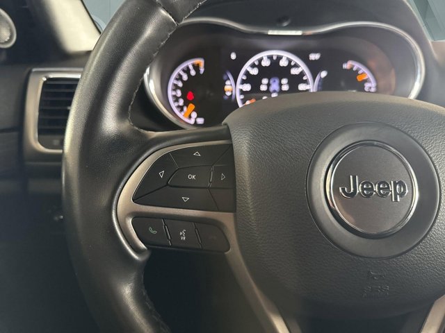 Used 2022 Jeep Grand Cherokee Laredo E image 10