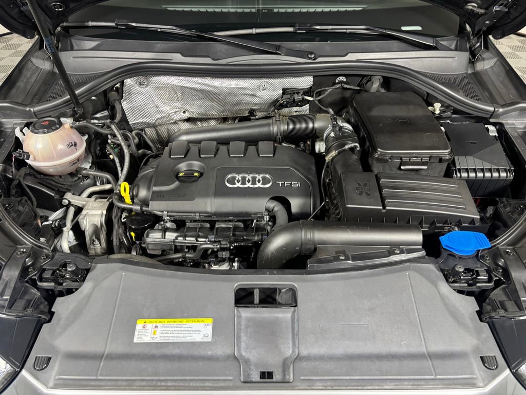 Used 2018 Audi Q3 2.0T Premium Plus w/ Premium Plus Package AWD/4WD image 23