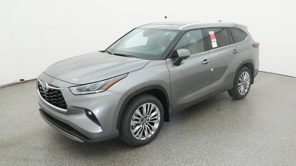 New 2026 Toyota Highlander Platinum