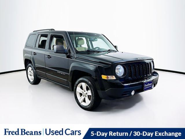 Used 2014 Jeep Patriot Latitude w/ Sun/Sound Group