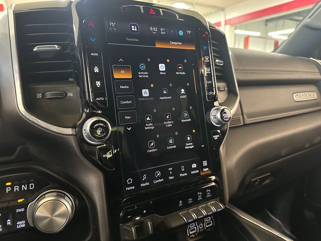 Used 2022 RAM 1500 Laramie AWD/4WD image 25