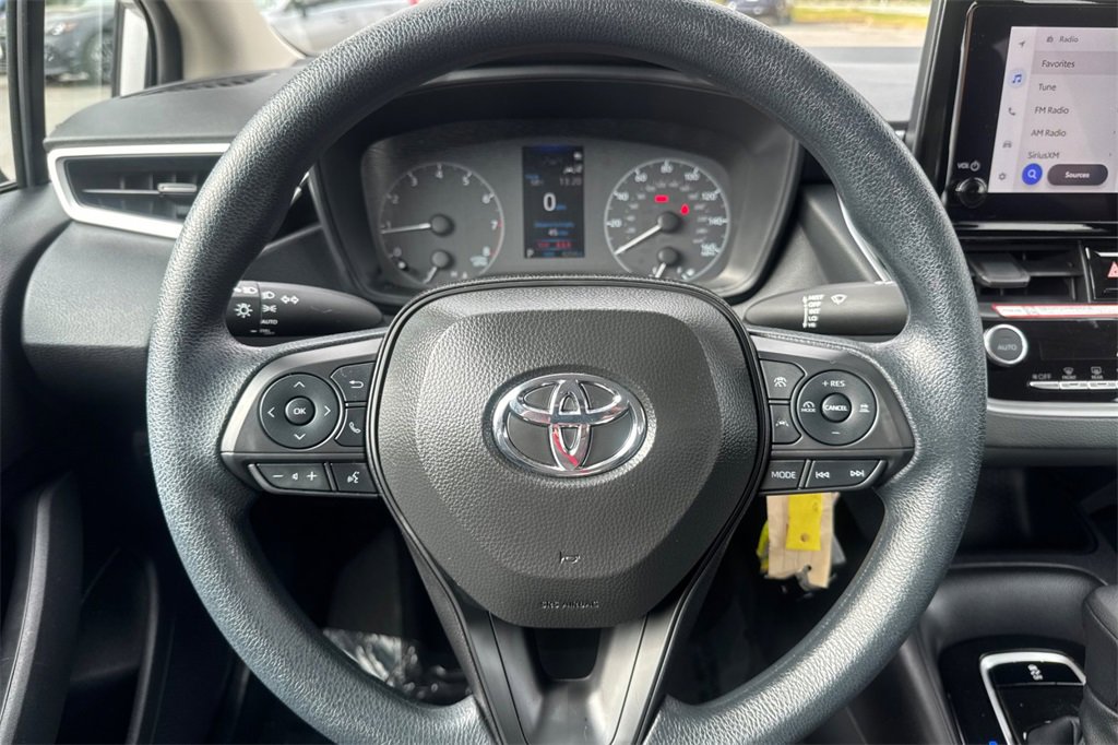 Certified 2025 Toyota Corolla LE image 21