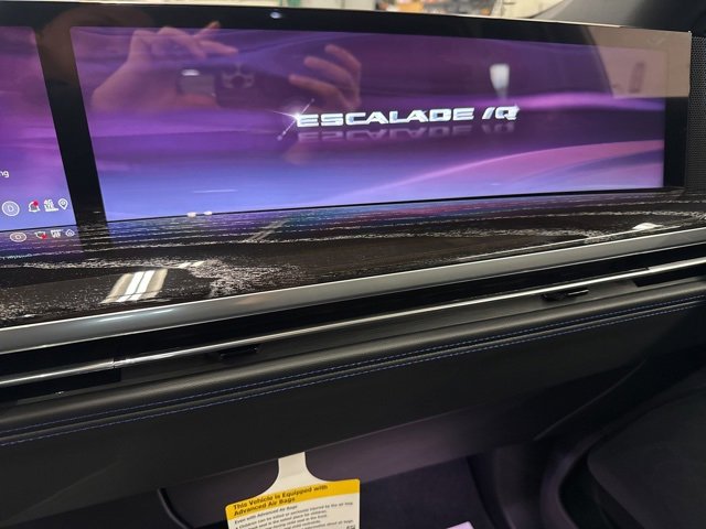 Used 2025 Cadillac Escalade IQ Luxury 1 image 16