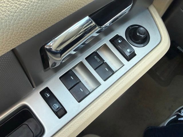 Used 2007 Ford Expedition XLT AWD/4WD image 18
