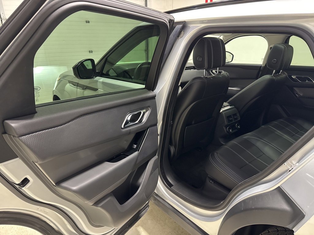 Used 2019 Land Rover Range Rover Velar S image 34