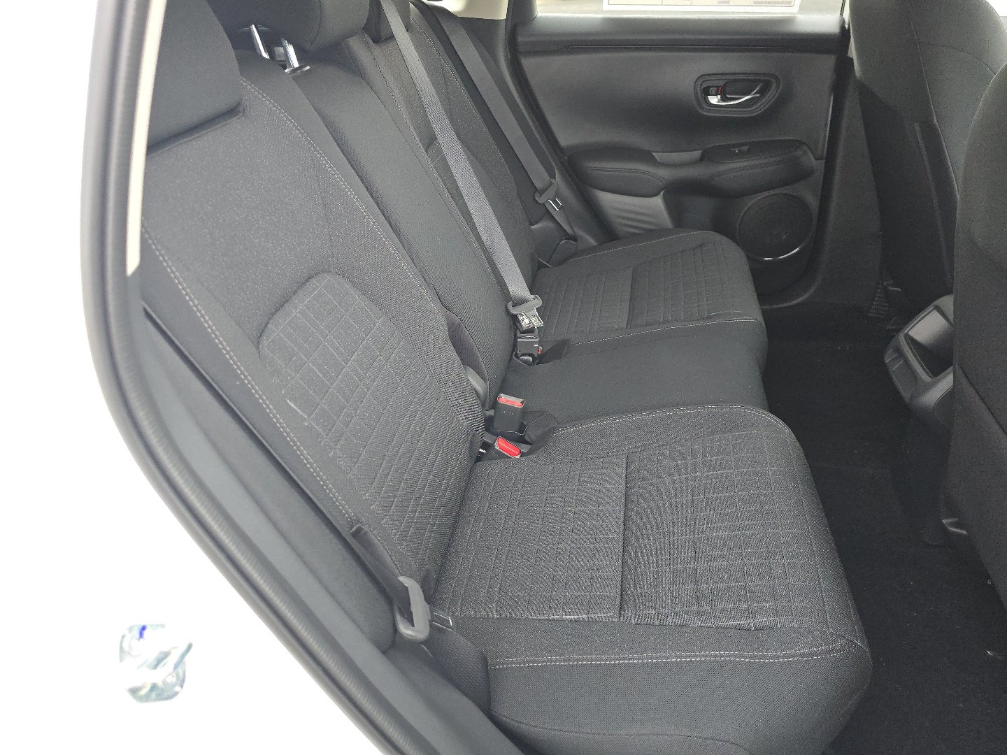 New 2027 Honda HR-V LX image 17